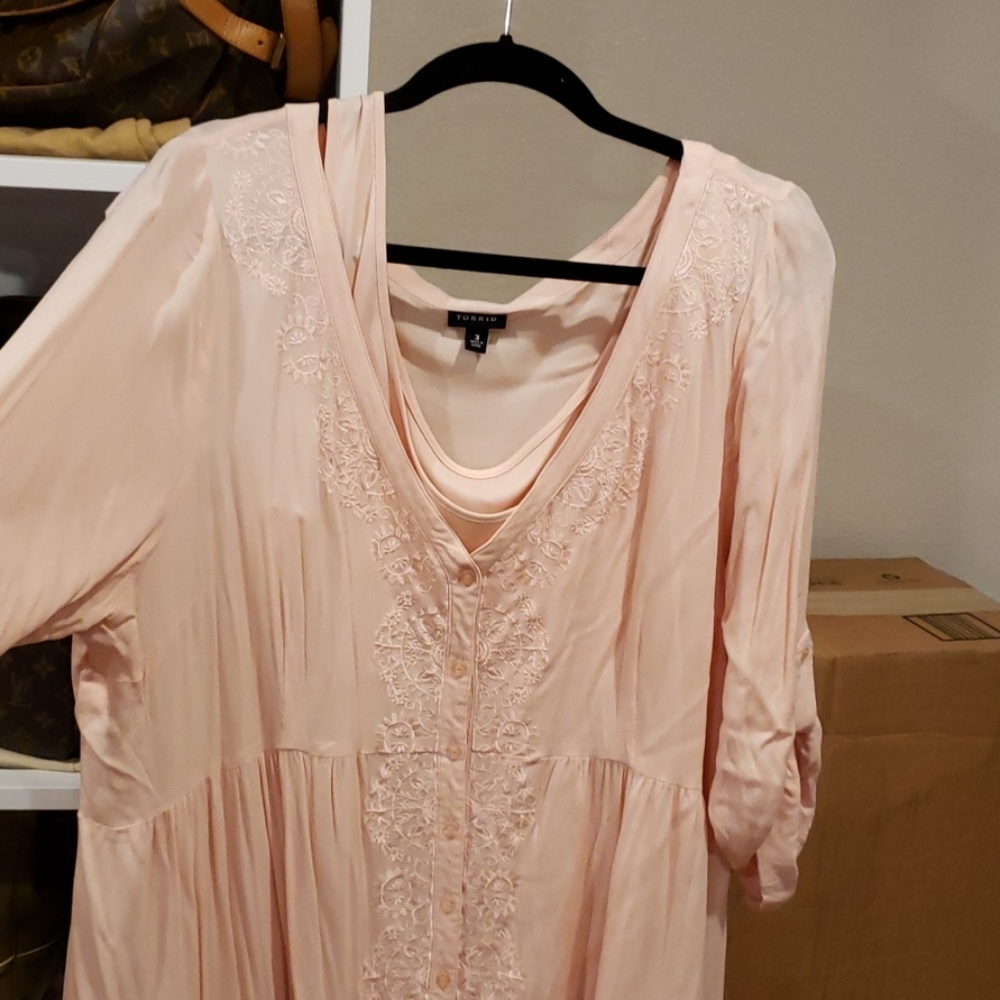 Torrid Pink embroidery dress